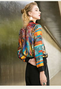 揭秘伊莊可人2020春夏新款 中長款套頭裙的歐貨女裝進(jìn)貨渠道與品牌折扣批發(fā)攻略